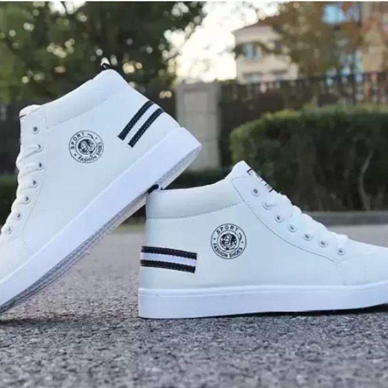 JOOTIYAPA PREMIUM TRENDING SNEAKERS FOR MEN High Tops For Men  (White , 8)